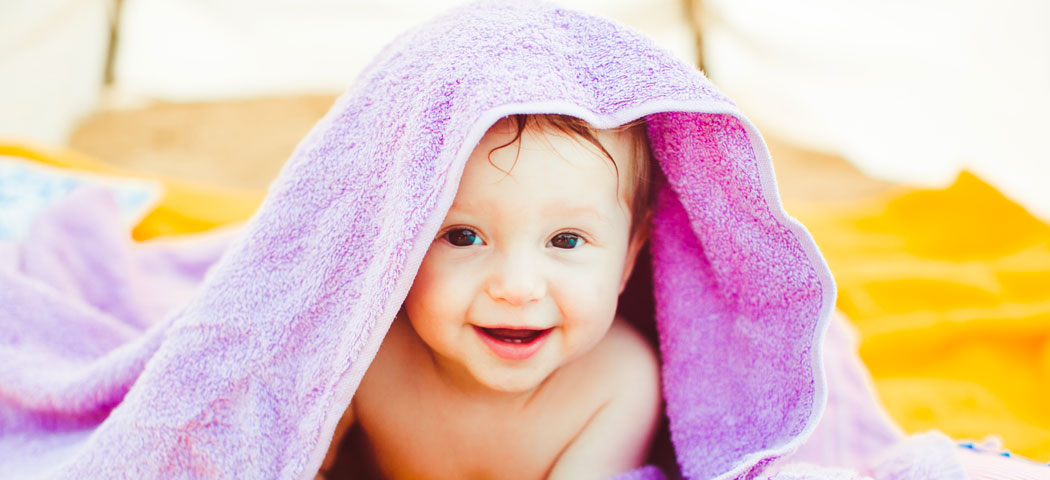 Proteggere i neonati dal caldo: come fare