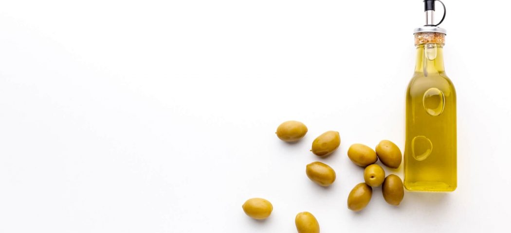 Olio extravergine d’oliva: benefici, caratteristiche e impiego nei neonati